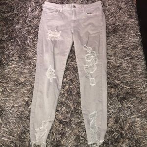 Light grey skinny jeans